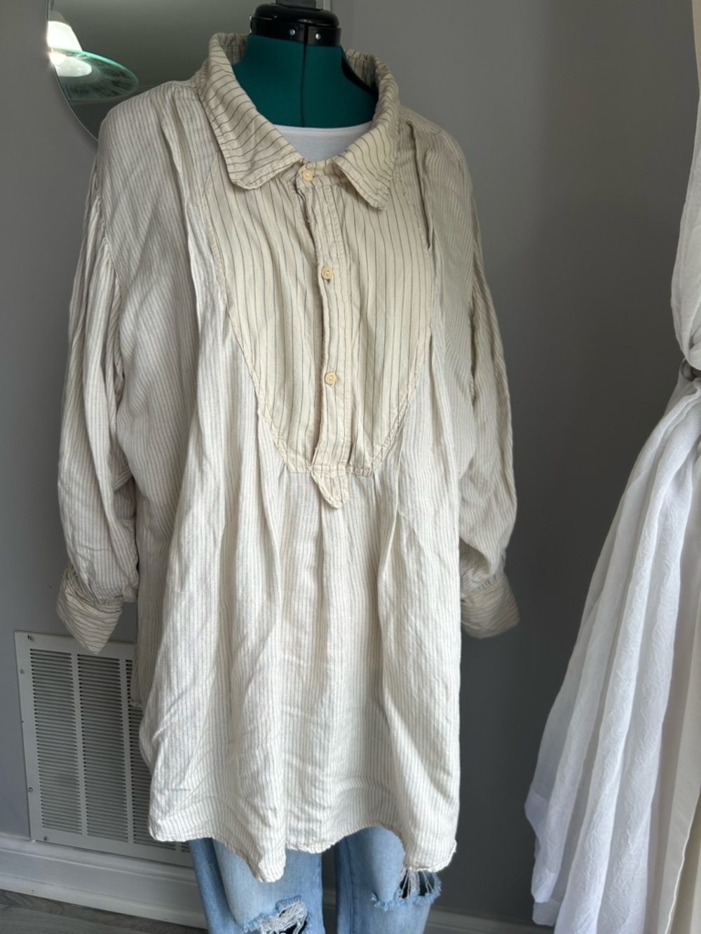 Magnolia Pearl Tora Pinstriped Top - Herbert - Picture 2 of 13